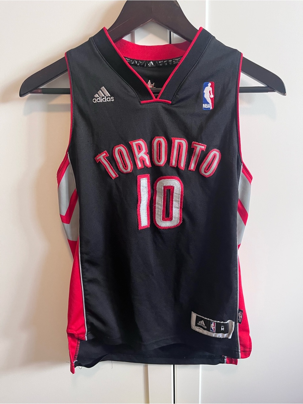 Adidas Toronto Raptors DeMar DeRozan Vintage Jersey Youth Medium M 10/12